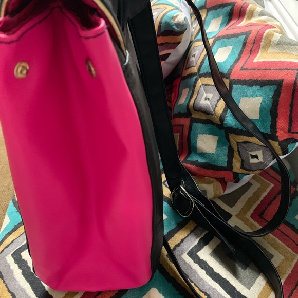 Juicy couture leather back pack - Picture 2 of 2